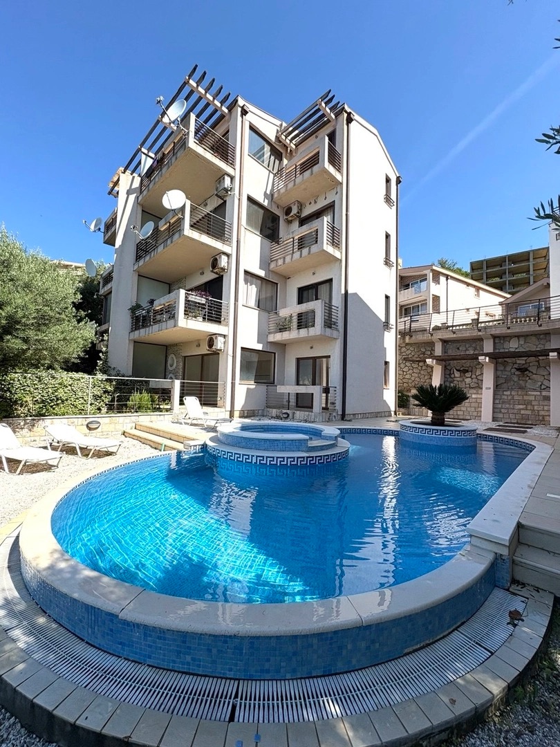 Prodaja, Dvosoban stan, 102m², Prijevor, Budva