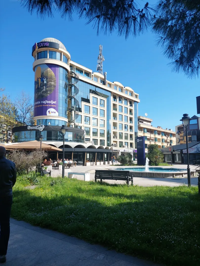 Izdavanje, Dvosoban stan, 90m², Kruševac, Podgorica